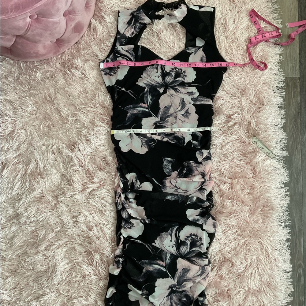 🖤💗NWOT Venus MIDI Dress - Picture 8 of 13